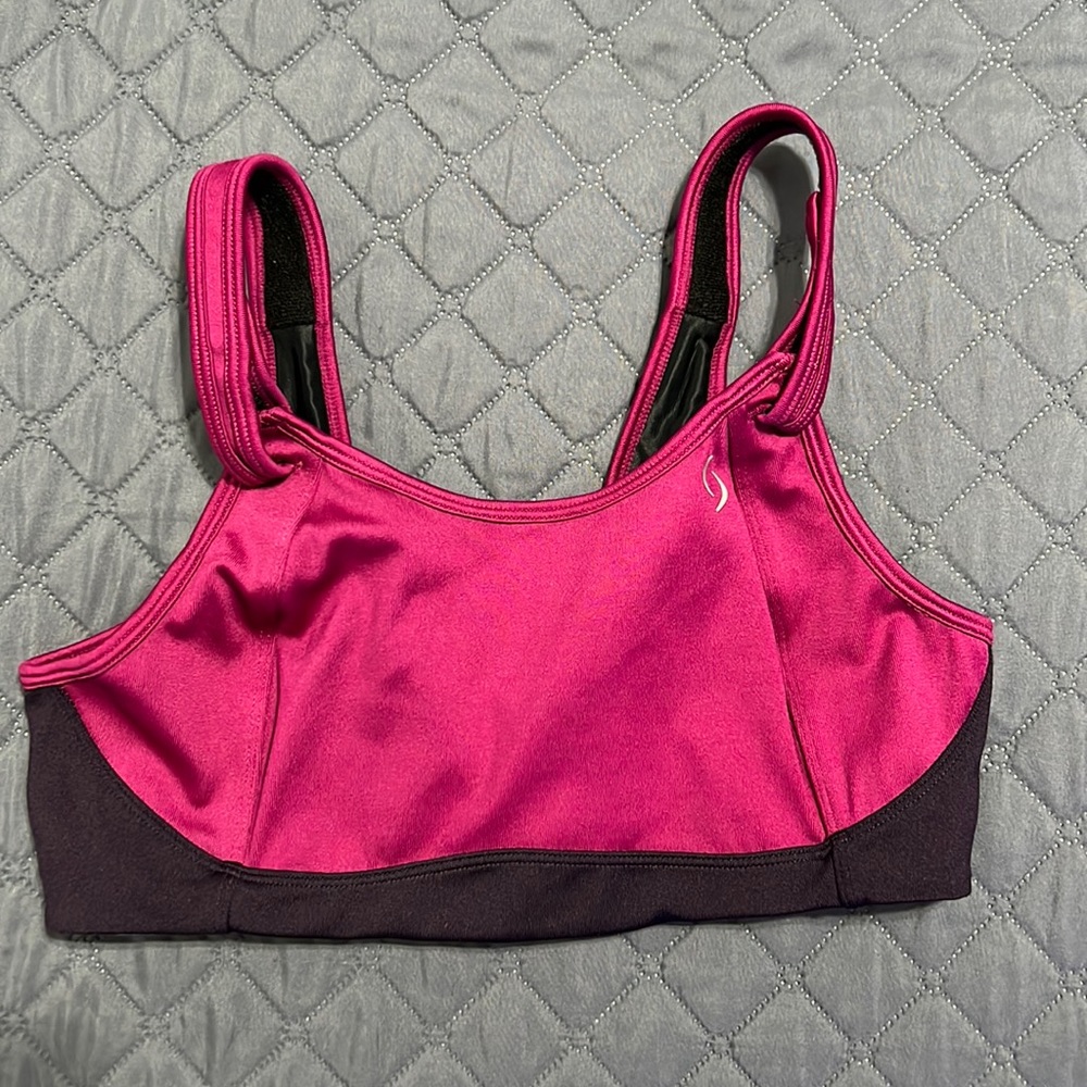 Sports bra